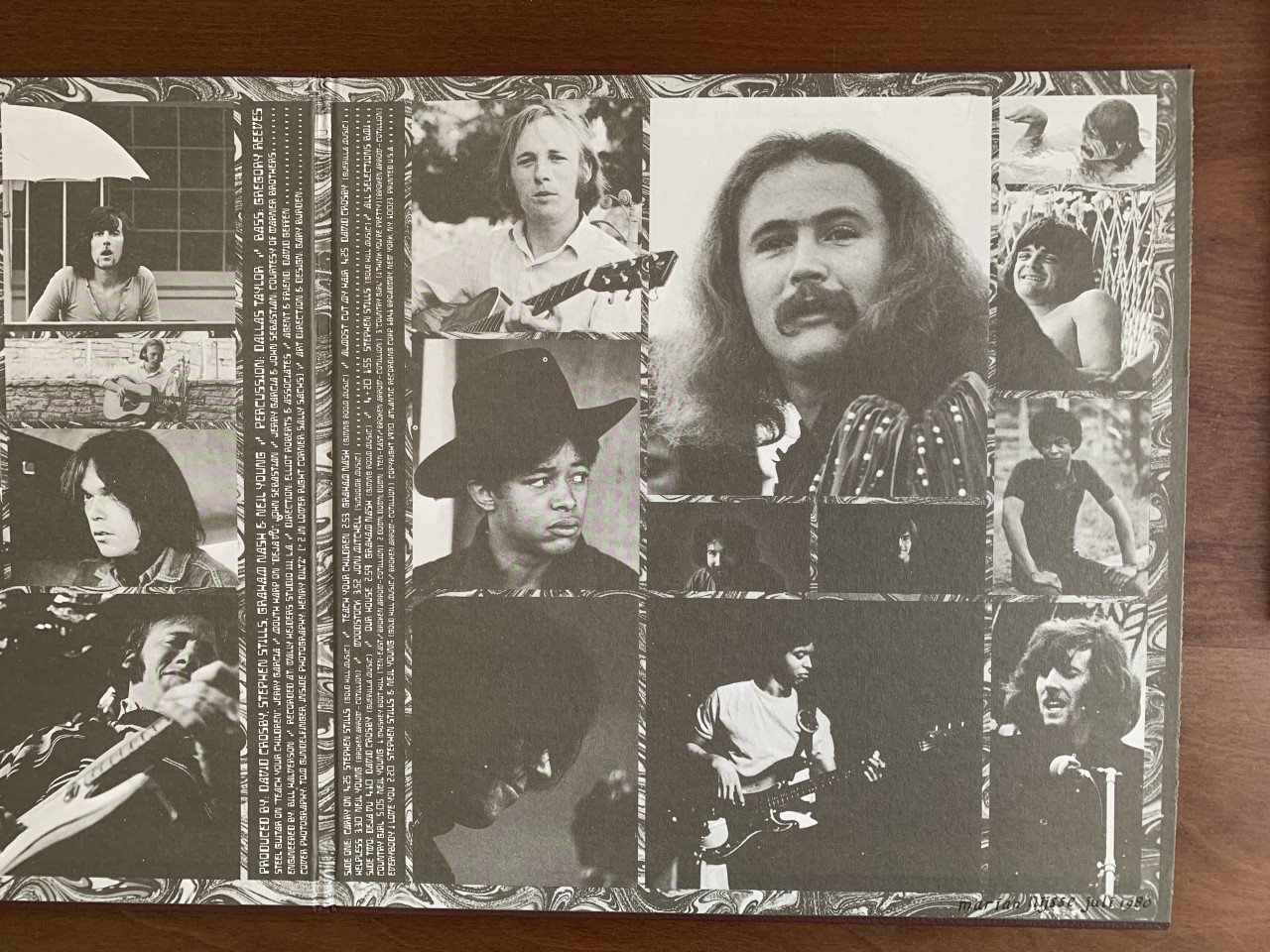 Te Koop: L van Crosby Stills Nash and Young