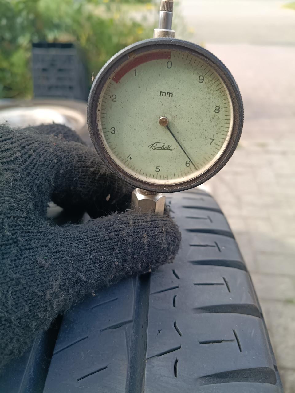Bestelbus banden 195 65 16C