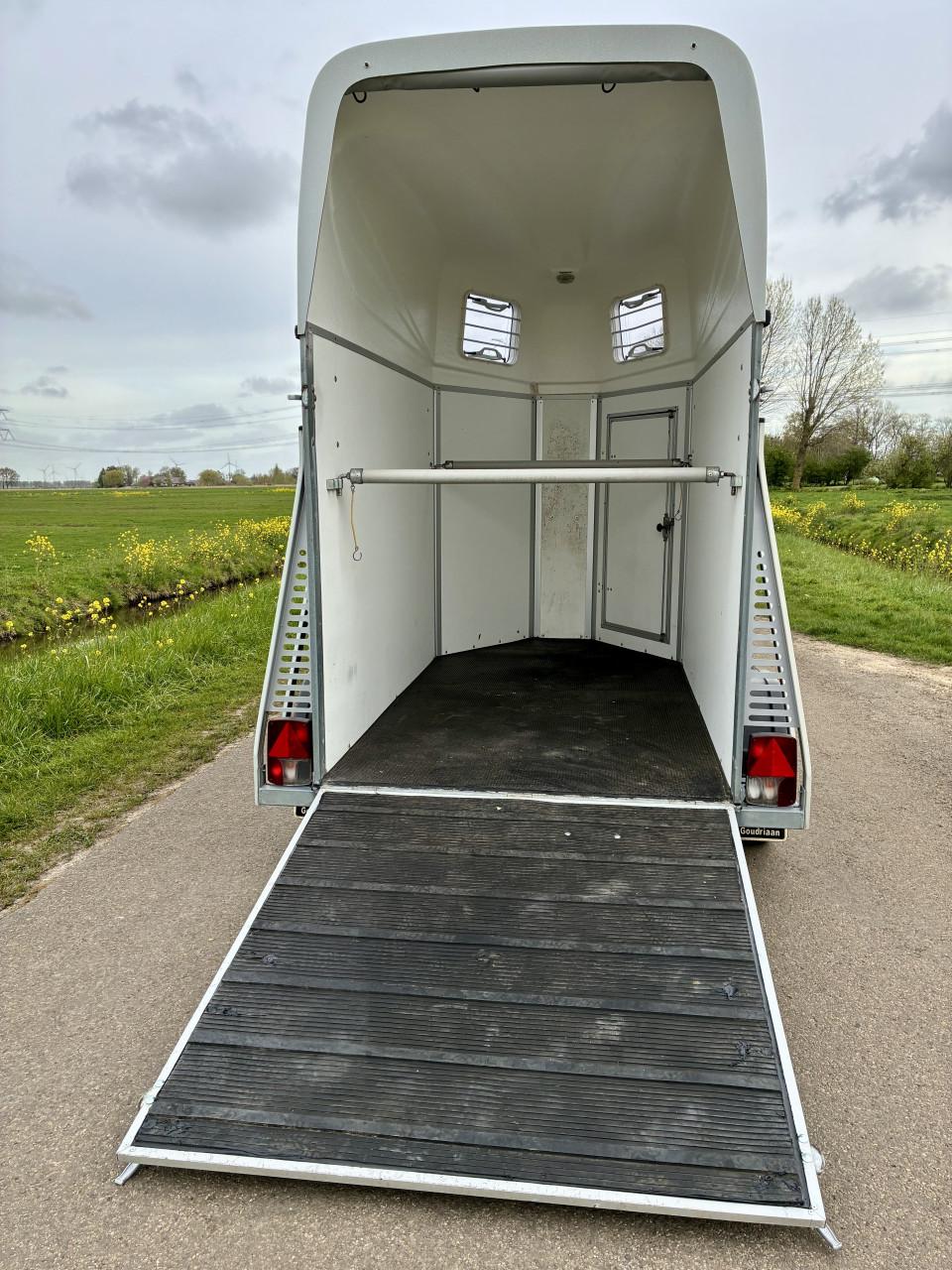 Super nette 1,5 paards lichtgewicht XXtrail Garnet