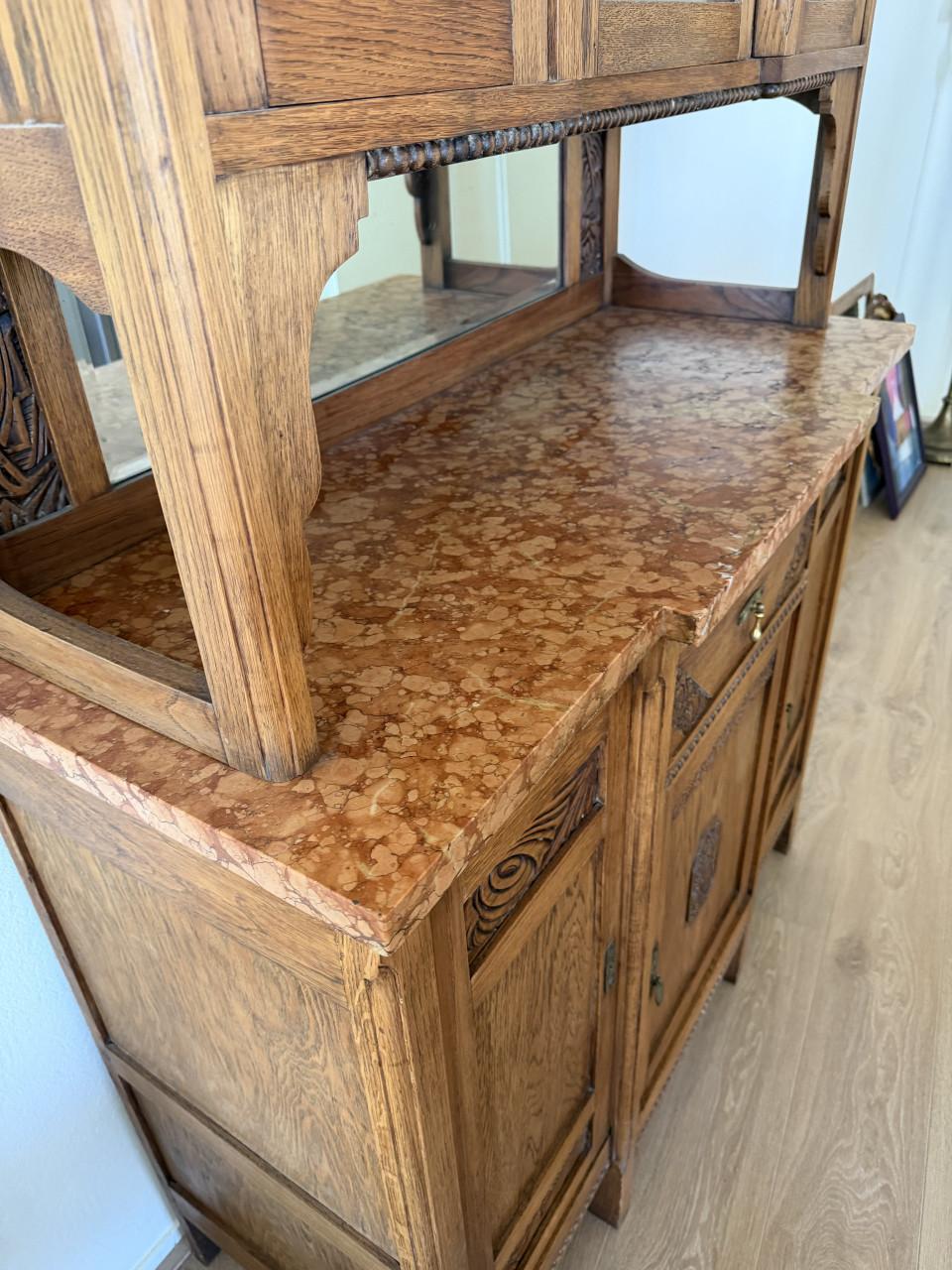 Eiken Antieke kast