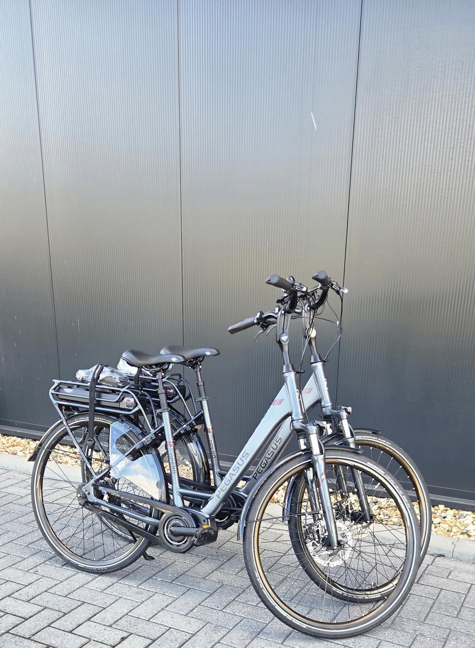 Mooie set Pegasus Opero Evo 5 Di2 Luxe  hybride  418Wh accu 50cm