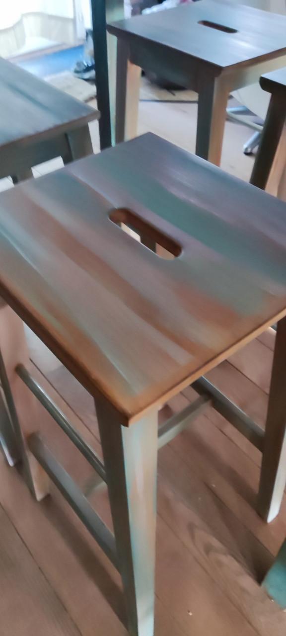 Beach-look mango/acacia bartafel met 4 idem barkrukken