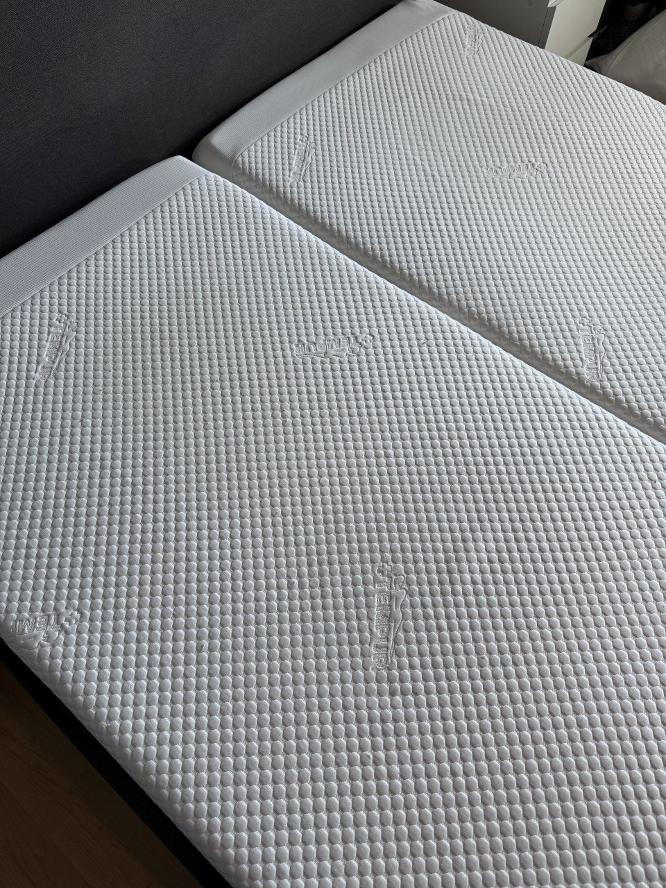 2x nette Tempur matrassen 220x90cm
