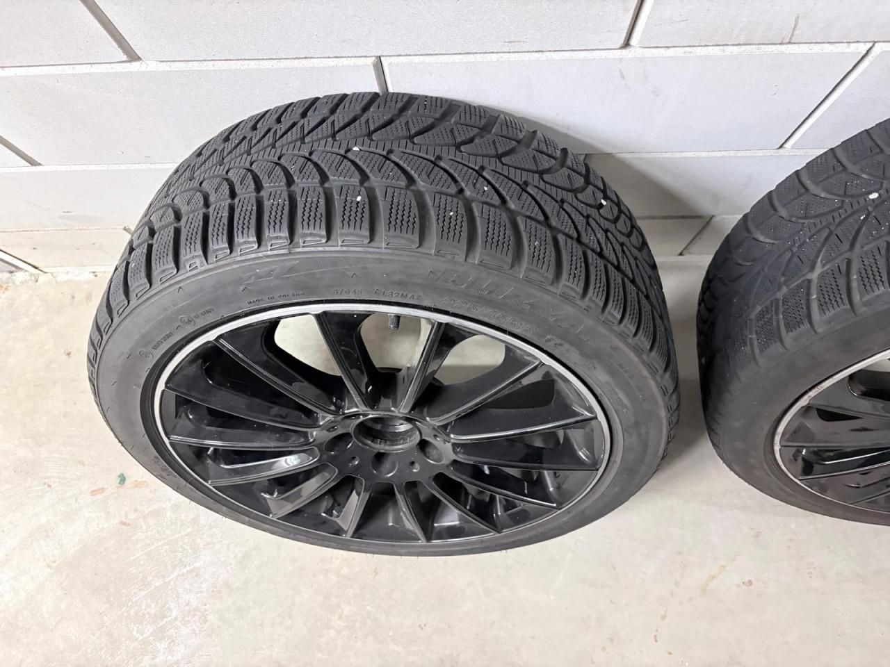 Mercedes A klasse W177 4x 18 inch velgen incl. Winterbanden