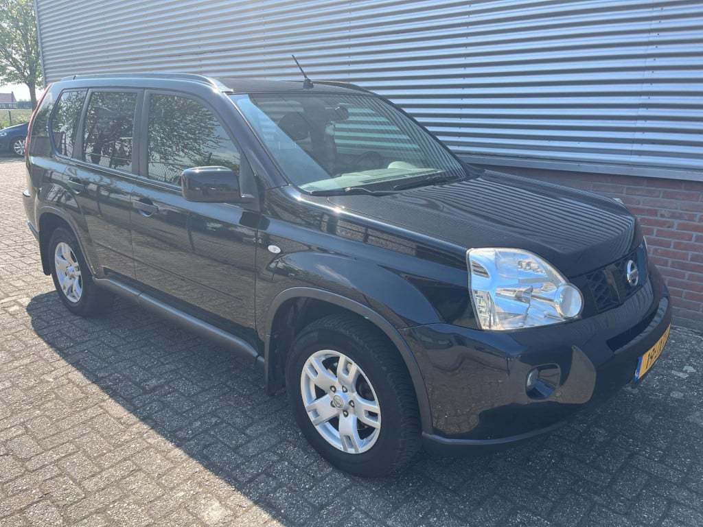 Nissan X-Trail 2.0 xe 4wd