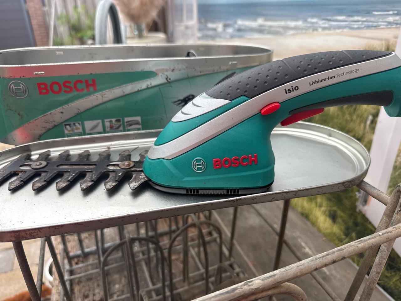 Bosch accu gras- en buxusschaar
