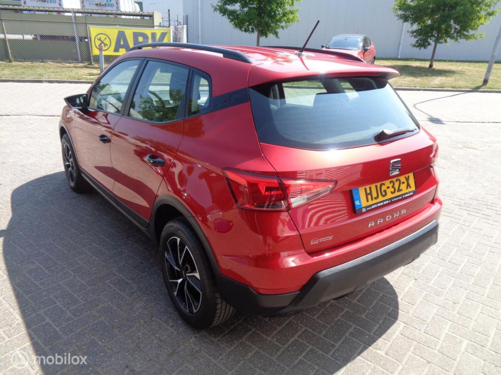 Seat Arona 1.0 tsi reference/airco/lm velgen/carplay/1st eig/slechts 79000k