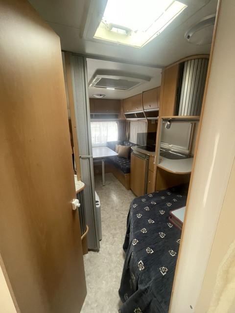 Kip Navigator 44DB met voortent, vloerverwarming en boiler