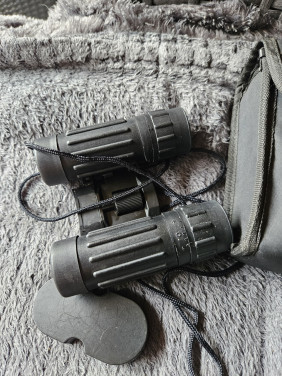 Kleine zgan krachtige rubberen LUXON verrekijker 8x 21...