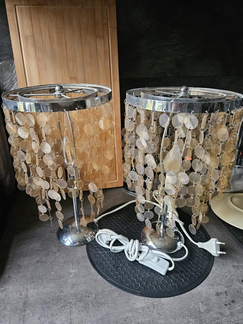 2 prachtige vintage design tafellampen, chroom en bladeren