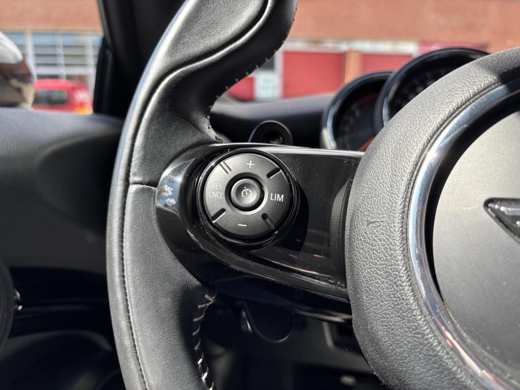 Mini Cooper 2.0 s chili