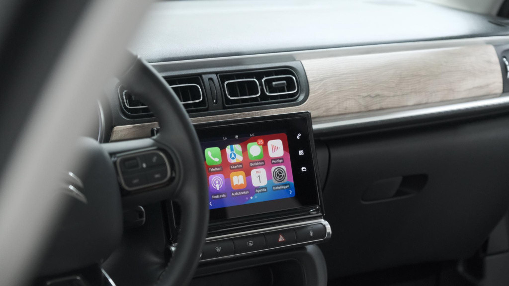 Citroen C3 puretech 82 shine | stoelverwarming | apple carplay | parkeersen