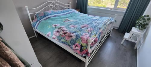 Wit metalen bed 1.80x2.00