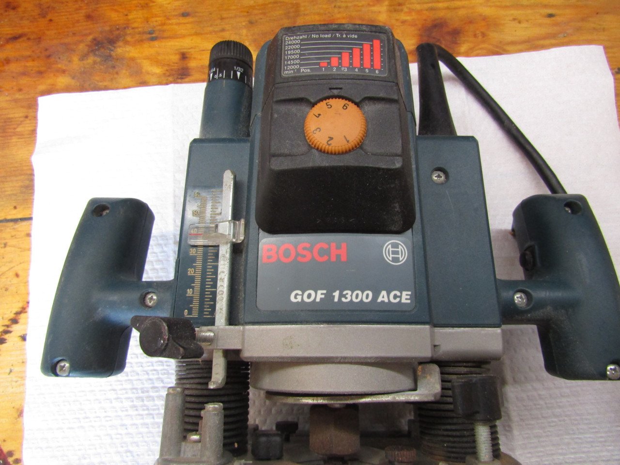 Freesmachine bosch gof 1300 ace ( prof. )