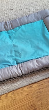 Te koop: honden koelmand