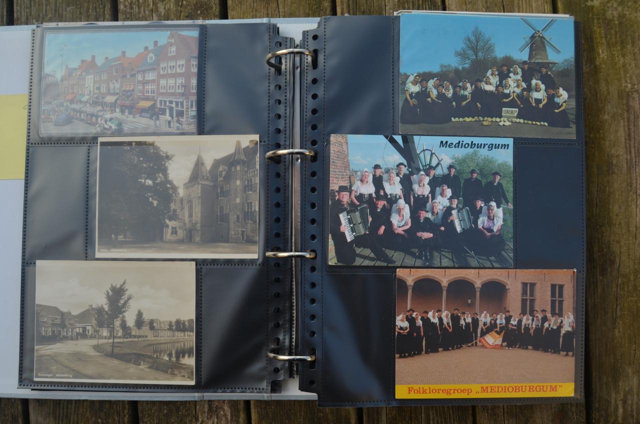 Map met 189 ansichten Middelburg na 1940 in goede staat