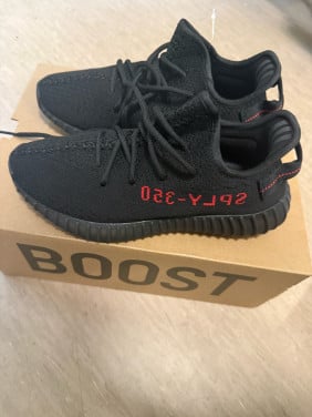 Adidas yeezy boost 350 v2 bred maat 39 1/3