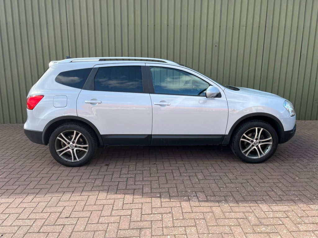 Nissan Qashqai +2 2.0 optima 7 pers, panoramadak