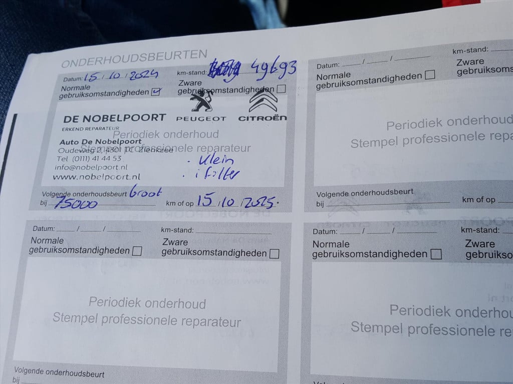 Citroen C3 1.2 puretech 83pk s&s c-series trekhaak | navigatie | cruise & c
