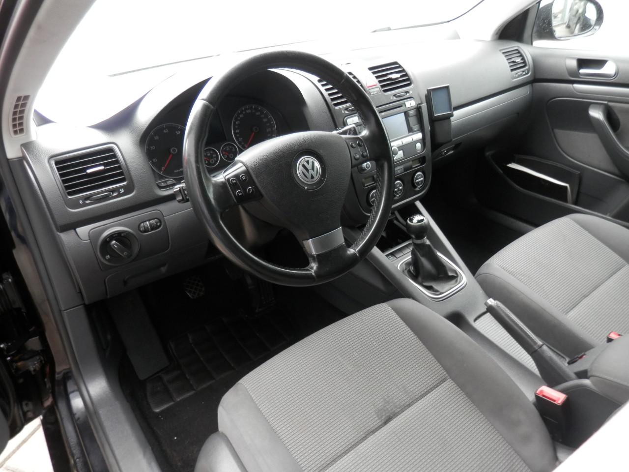 Auto Garant Biedt Aan: Volkswagen Golf Variant 1.4 TSI Trendline Business