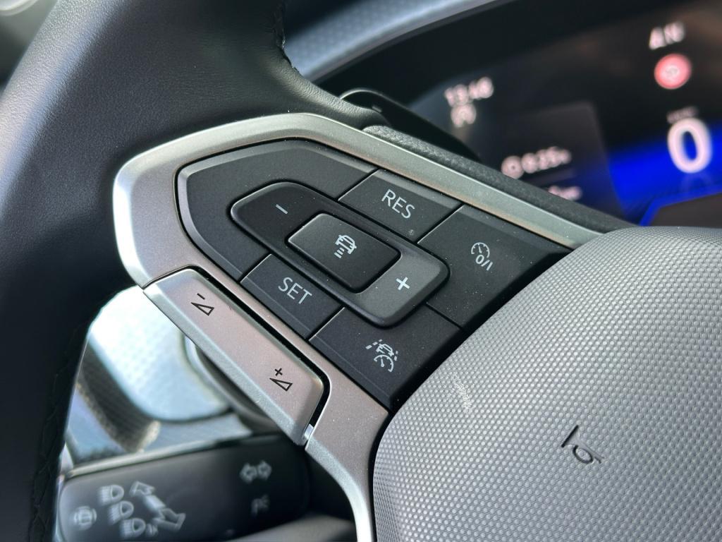 Volkswagen T-cross 1.0 tsi 115pk dsg goal | trekhaak | 4-season | navi | st