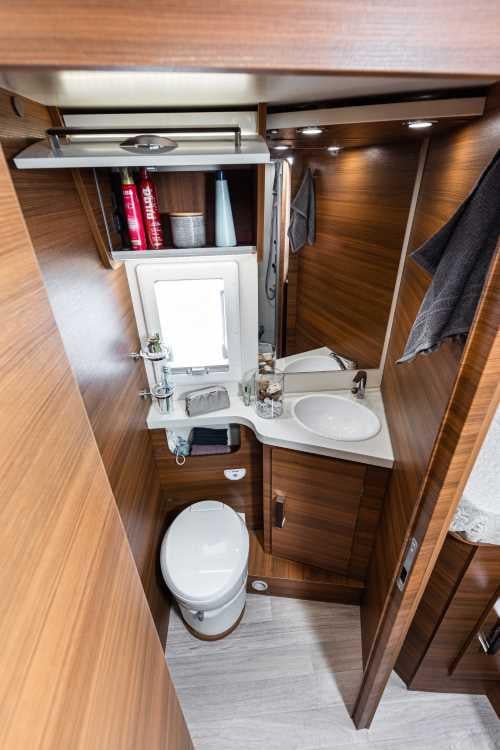 Elnagh Baron 573 - Lengtebedden - 2022 - Nu direct leverbaar