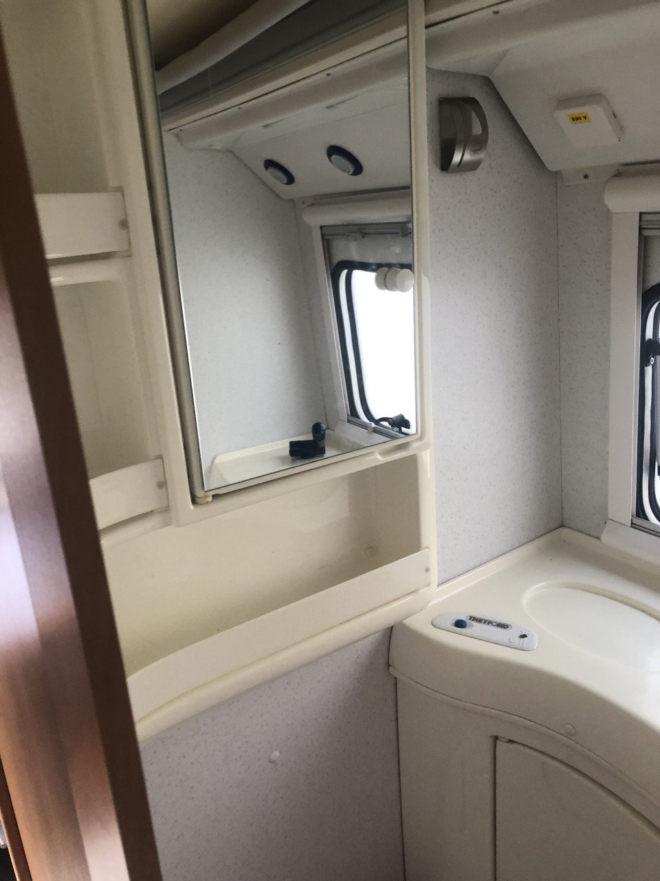 Caravan eriba 430t