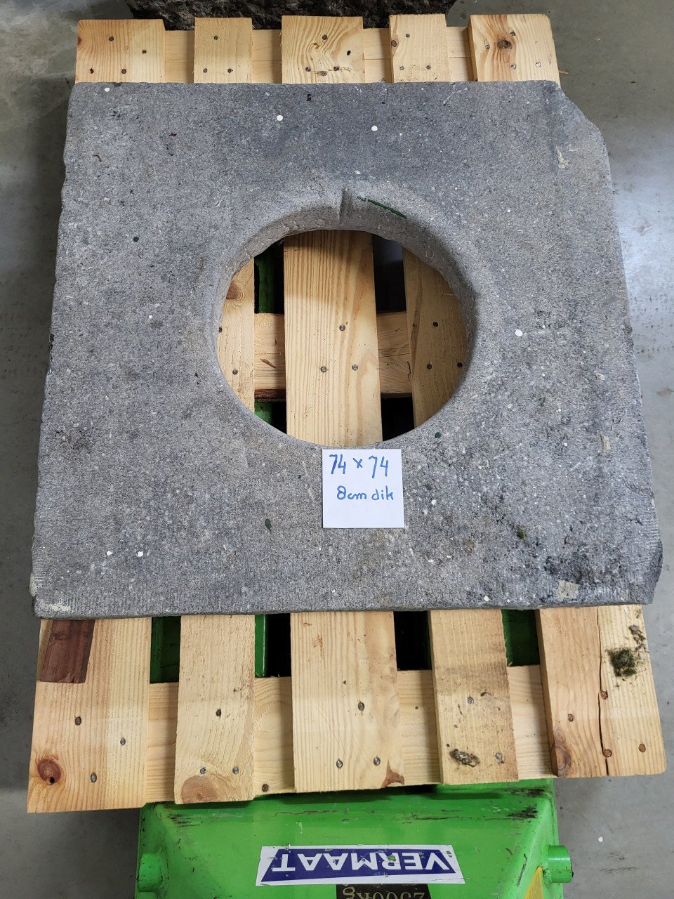 Oud arduinen putdeksels