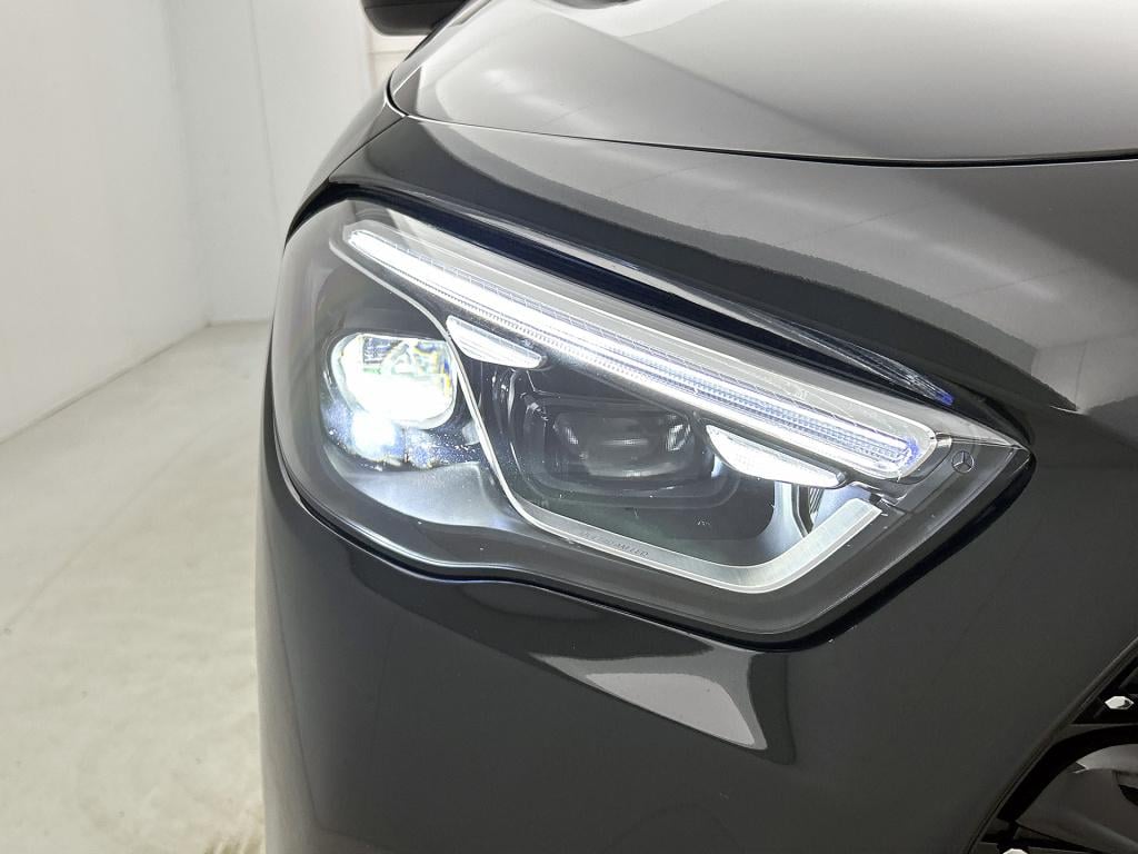 Mercedes-Benz Gla-klasse 200 amg line | sfeerverlichting | panoramadak | cr