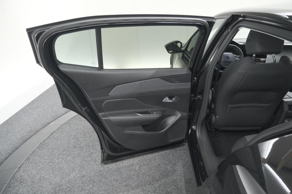 Peugeot 408 hybrid 136 e-dcs6 allure | 360 camera | navigatie | parkeersens