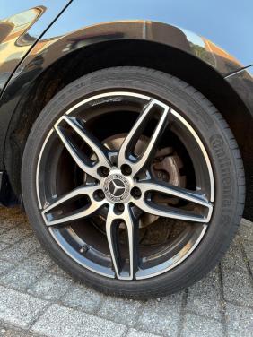 Originele Mercedes velgen + continental banden 18 inch