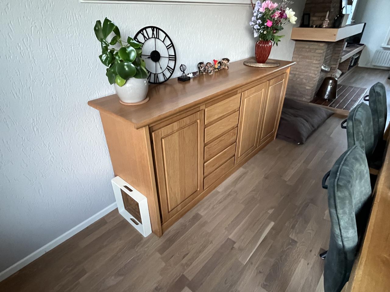 Blank eikenhouten dressoir