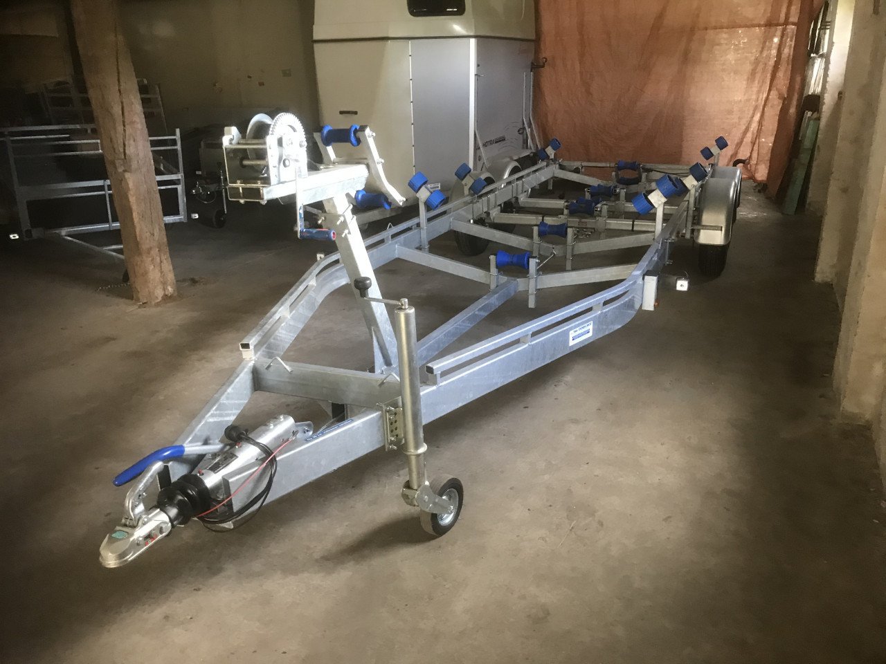 ZWARE TTH BOOTTRAILERS