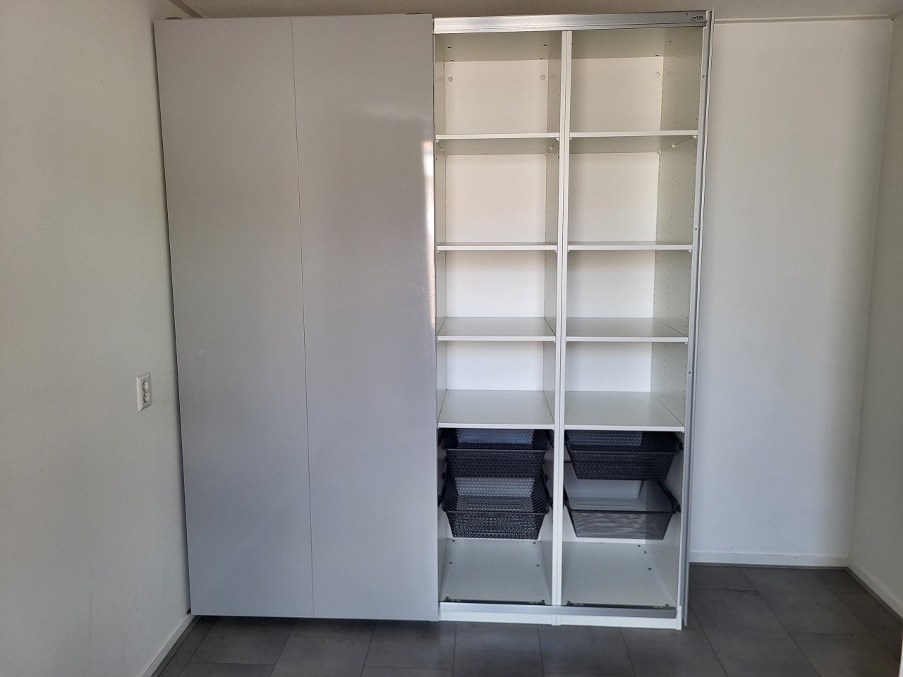 Ikea PAX kast met schuifdeuren