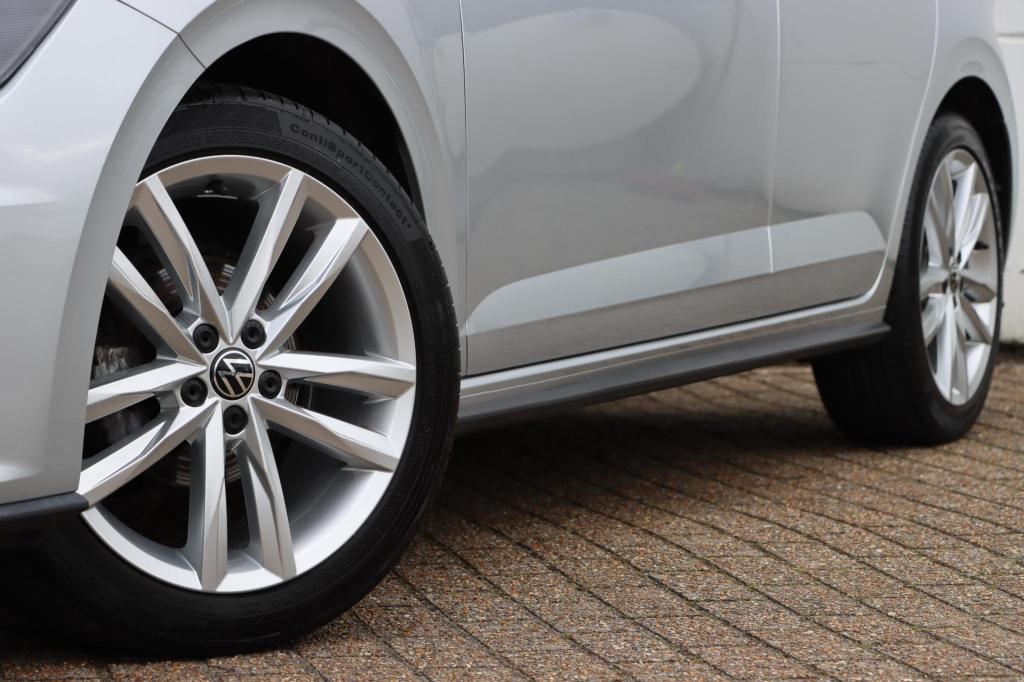 Volkswagen Polo 1.0 tsi highline r-line | stoelverwarming | adaptive