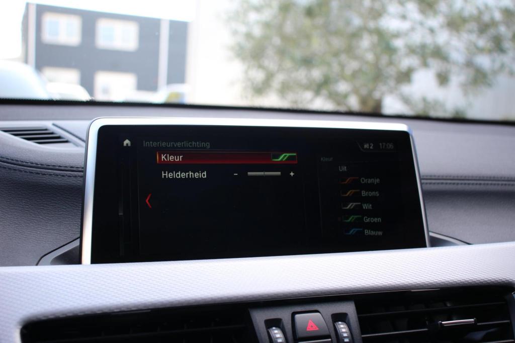 BMW X2 sdrive20i m-sport automaat - led - elek kofferklep - trekhaak - head