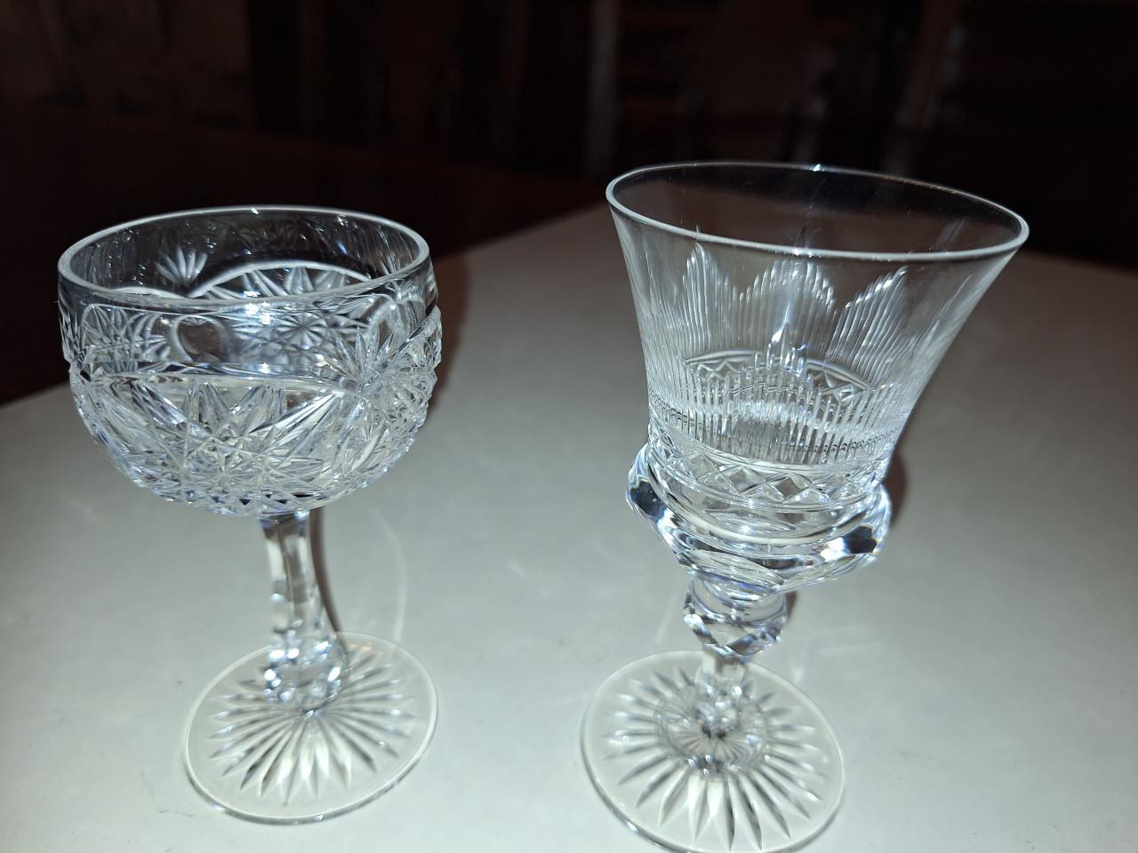 2 kristallen glaasjes