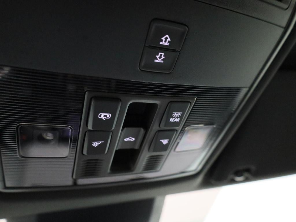 Skoda Kodiaq 1.5 tsi sportline business | panoramadak | trekhaak | sfeerver