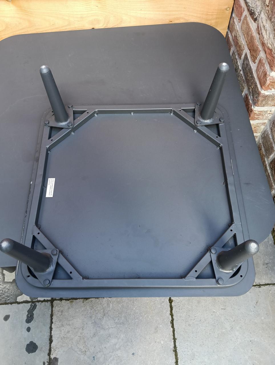 2 salontafels voor buiten - Garden Impressions