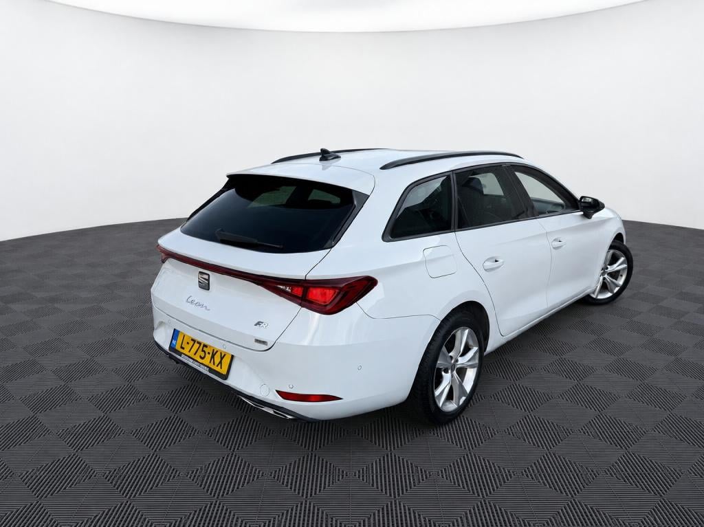 Seat Leon sportstourer 1.5 tsi fr business intense