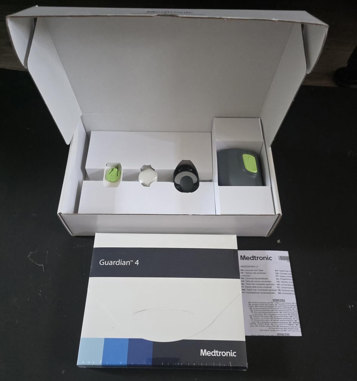 Medtronic Guardian 3 sensoren en een grbuikte tranmsmitter