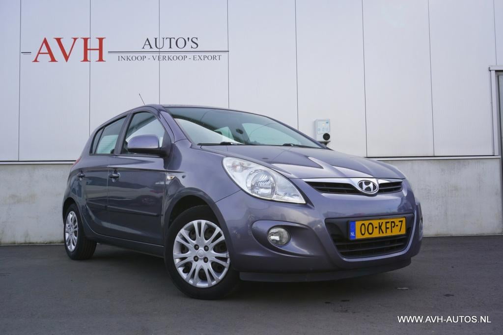 Hyundai I 20 1.2i dynamicversion