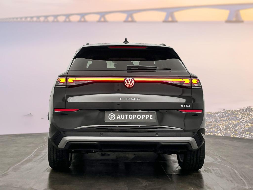 Volkswagen T-roc 1.5 etsi life first edition
