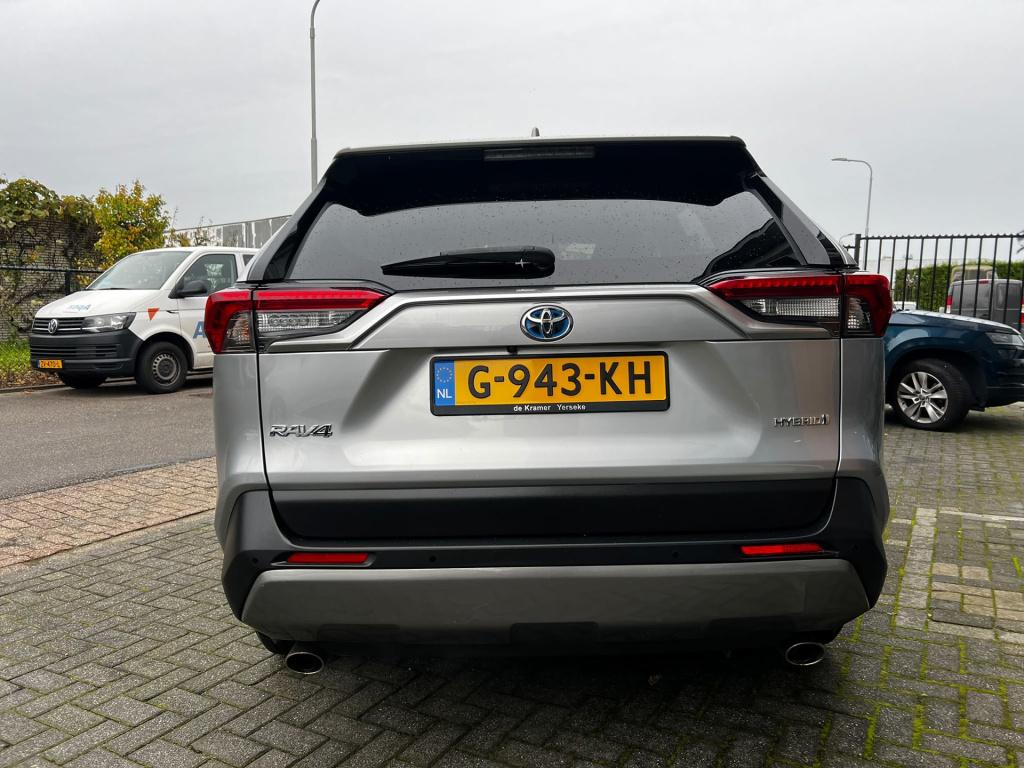 Toyota Rav4 2.5 hybrid first edition btw auto