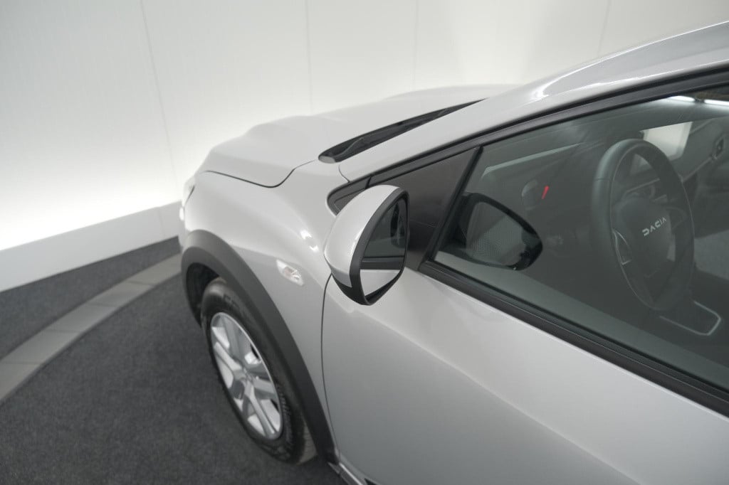 Dacia Sandero Stepway tce 90 expression | camera | dodehoekdetectie | navig