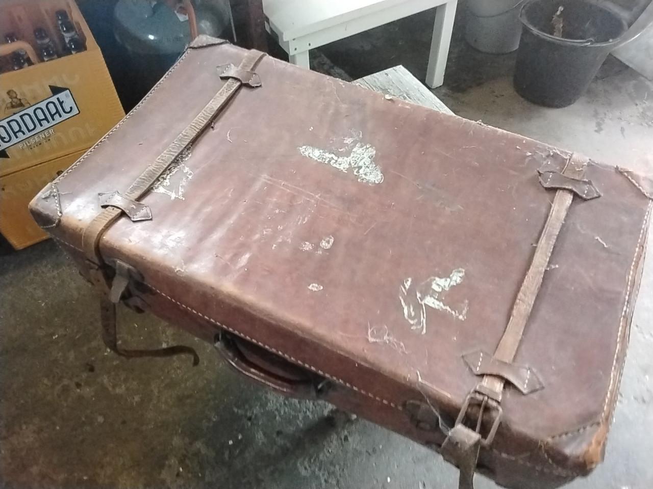 LEDEREN KOFFERS Vintage