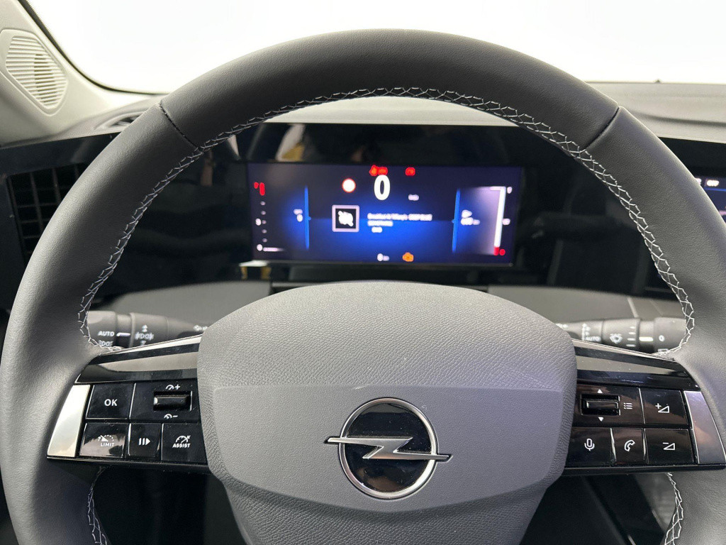 Opel Astra 1.2 level 2 | apple carplay/android auto | climate control | par