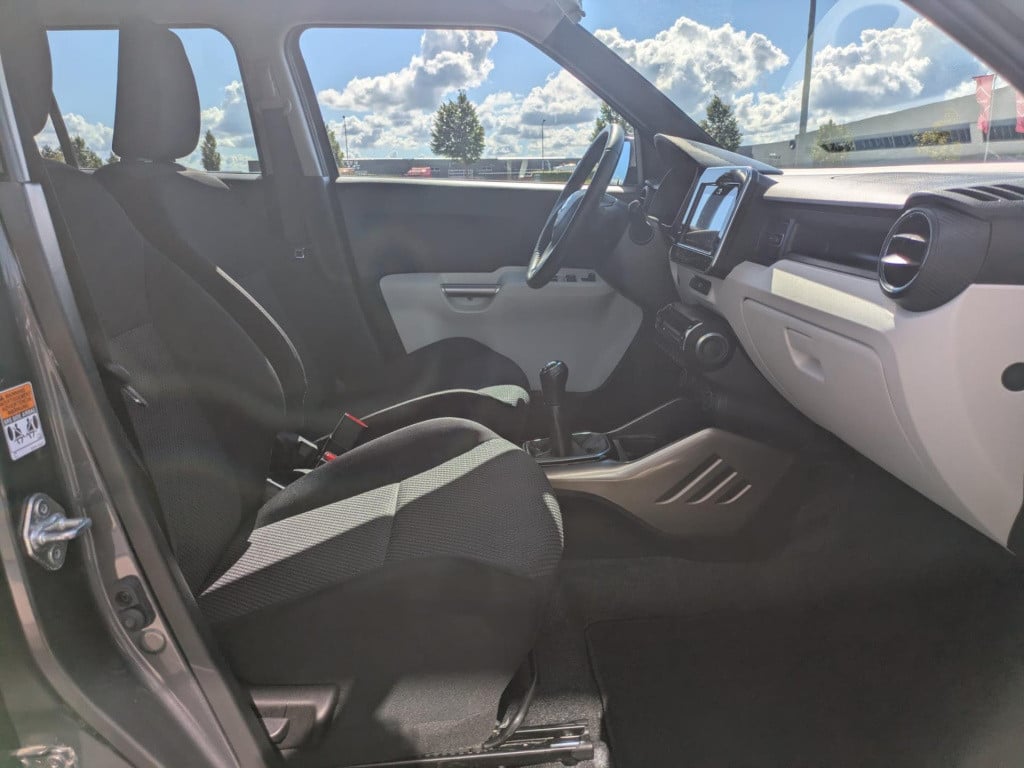 Suzuki Ignis 1.2 stijl smart hybrid | trekhaak | airco | navigatie | carpla