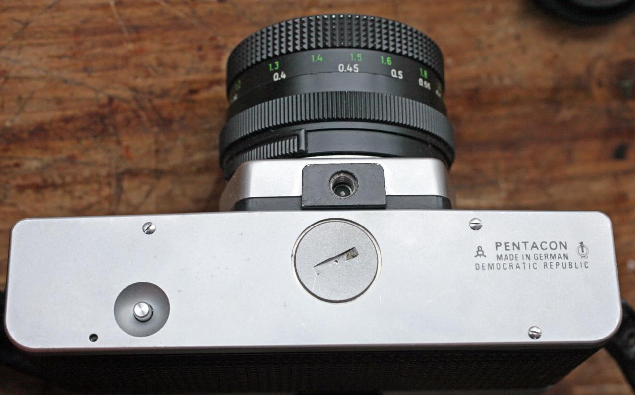 CAMERA Praktica super TL 1000
