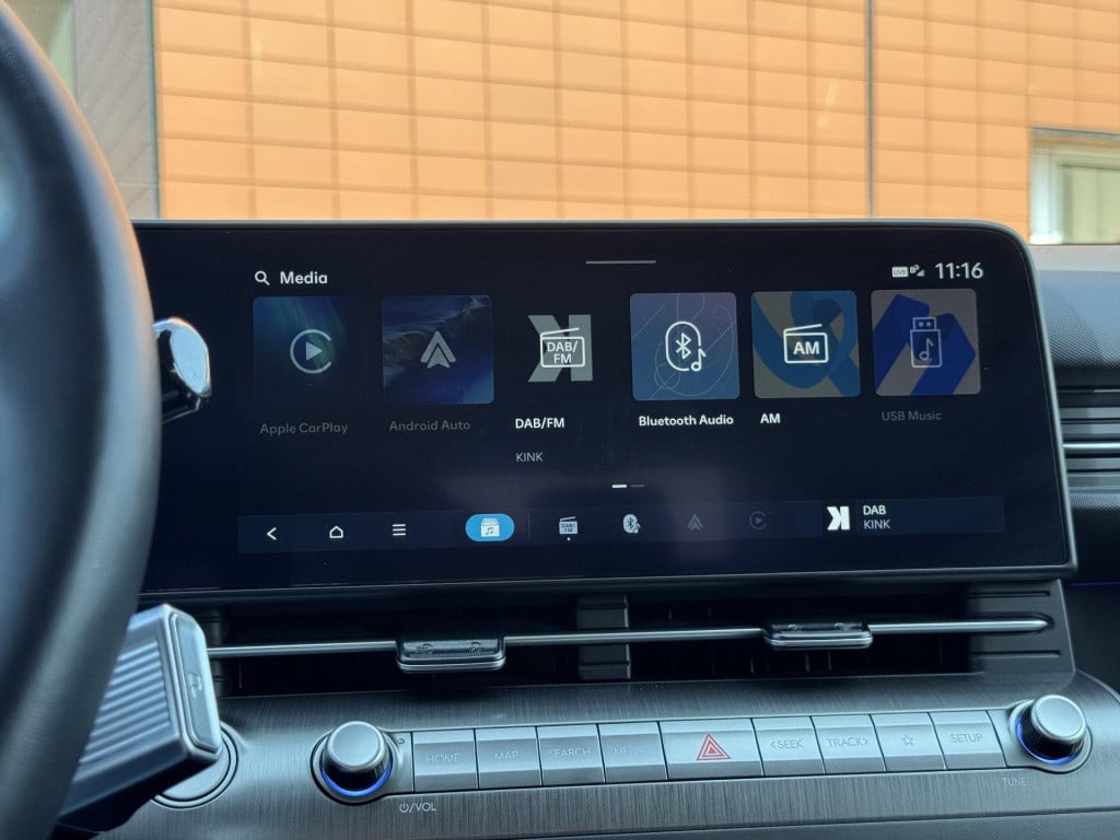 Hyundai Kona 1.6 gdi hev premium | two-tone lakkleur | stoelverwarming + -v